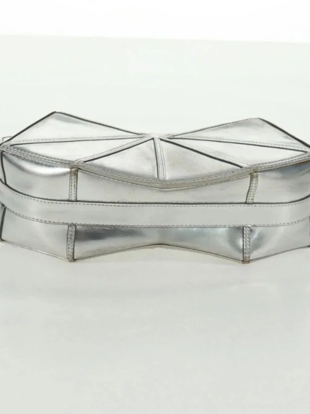 CHANEL Clutch Bag Leather Silver CC Auth 162899V